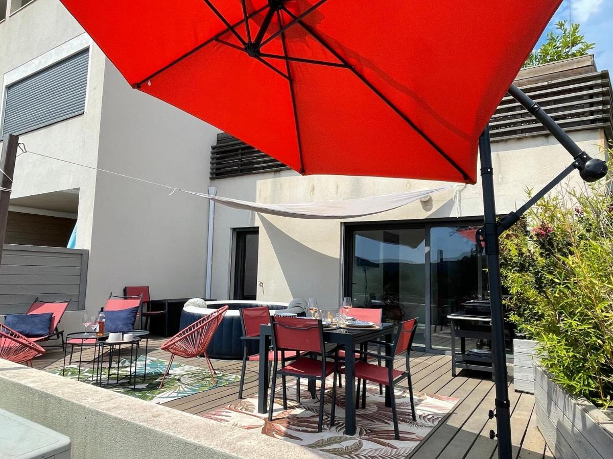 פורטו-וישיו Superbe Appartement Sur Le Port, Jacuzzi, Piscine מראה חיצוני תמונה